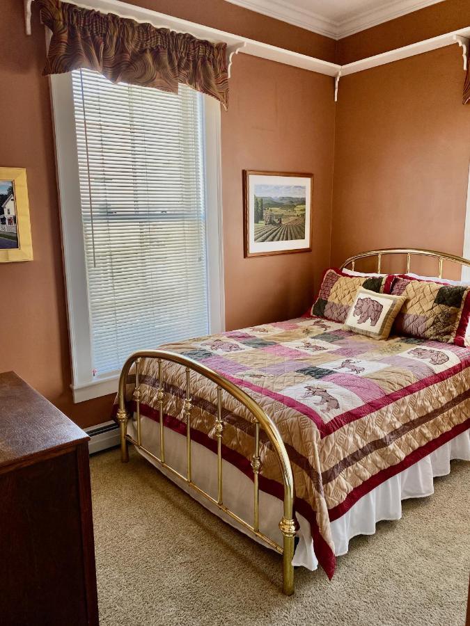Bristol Suites Экстерьер фото